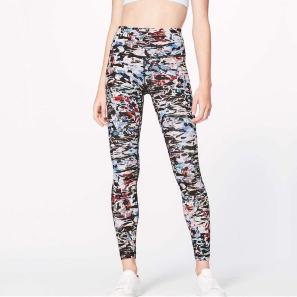 Lululemon wunder under